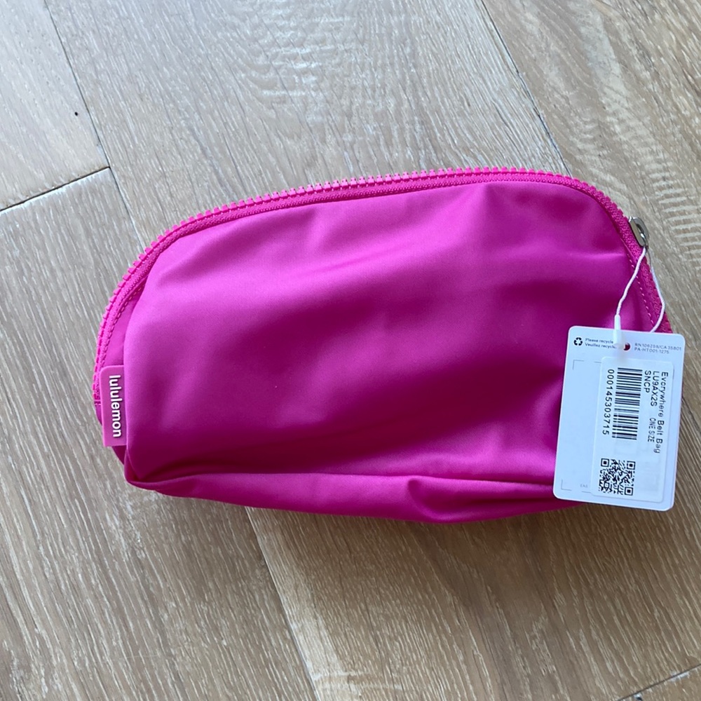 Lululemon Sonic Pink belt bag